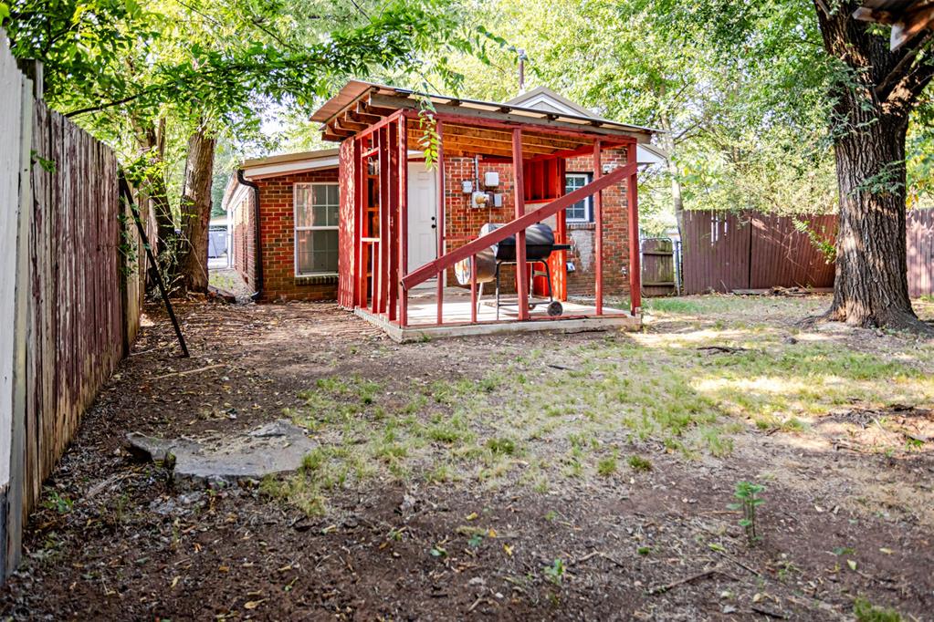 1310 E Parker Street Property Photo 33