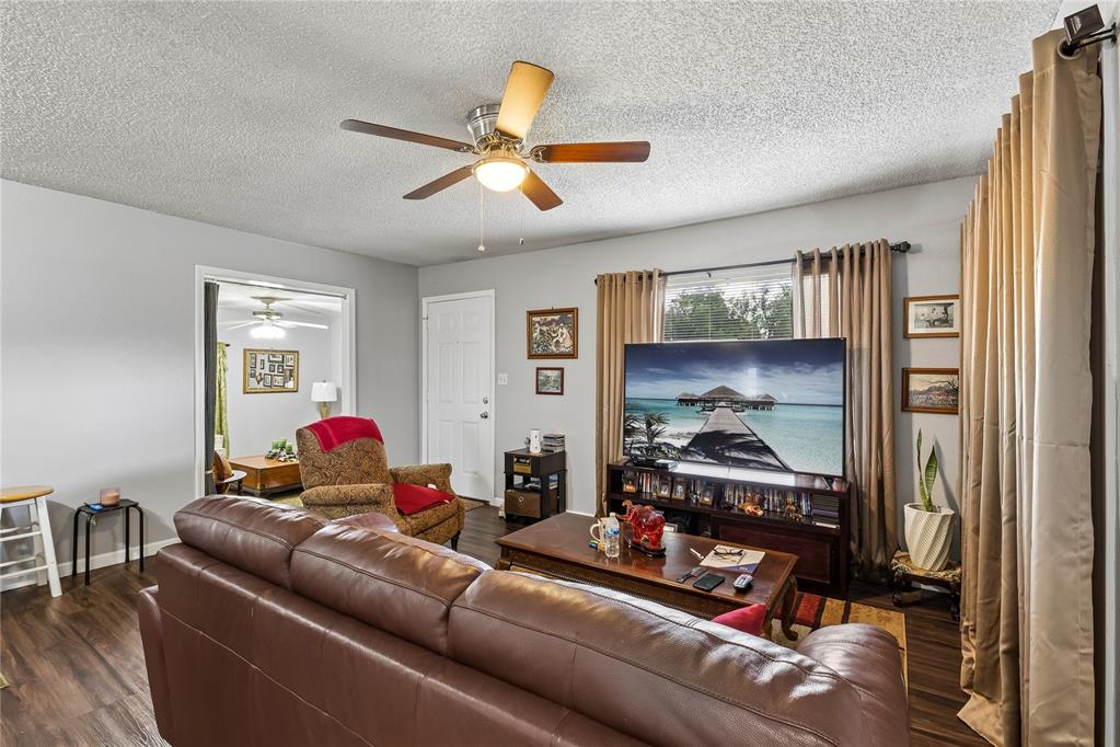 1013 Stansell Drive Property Photo 6