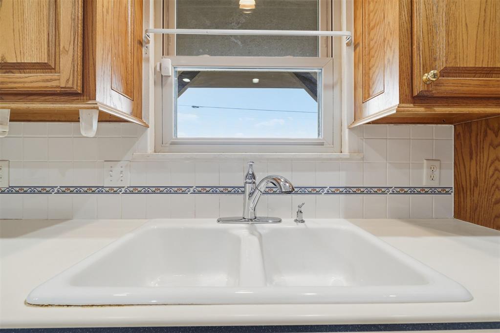 3300 N Park Lane Property Photo 16