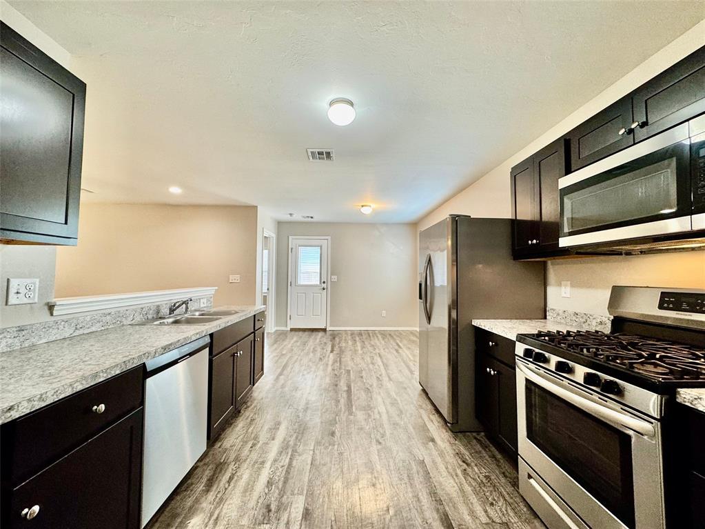 12113 Jude Way Property Photo 12