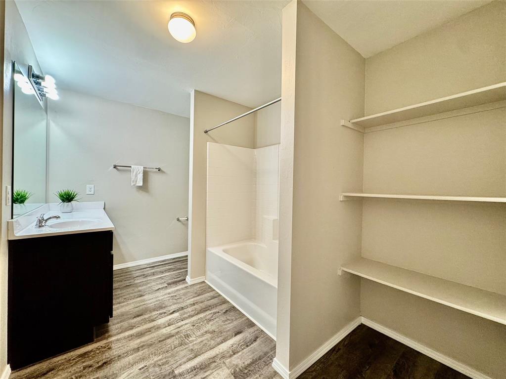 12113 Jude Way Property Photo 25