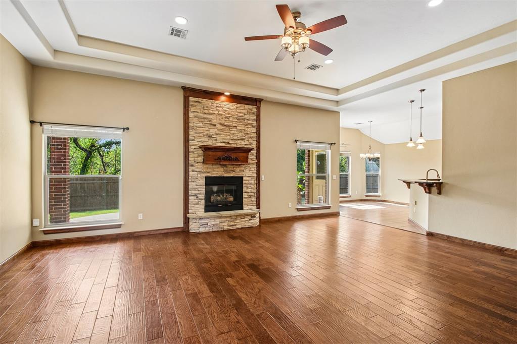 2150 Brook Drive Property Photo 4