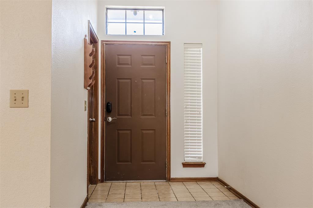 1717 Nw Jackson Drive Property Photo 4