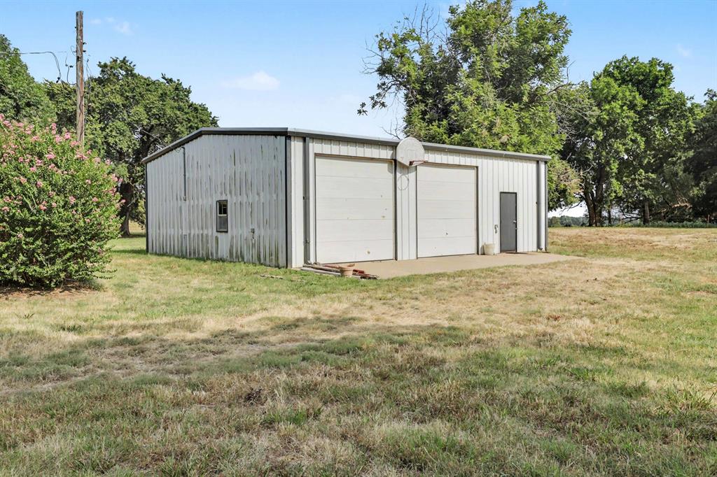3103 W 116th Street Property Photo 8
