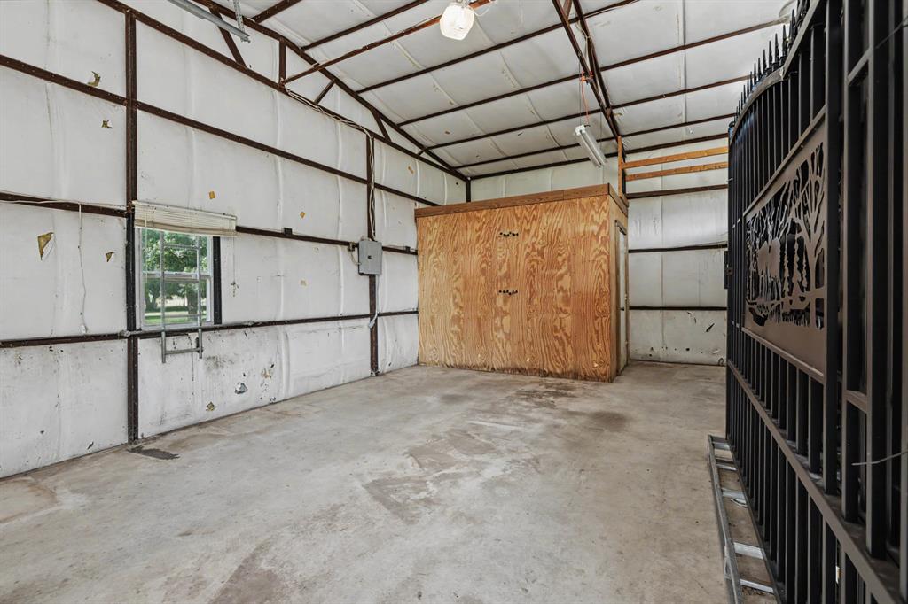 3103 W 116th Street Property Photo 39