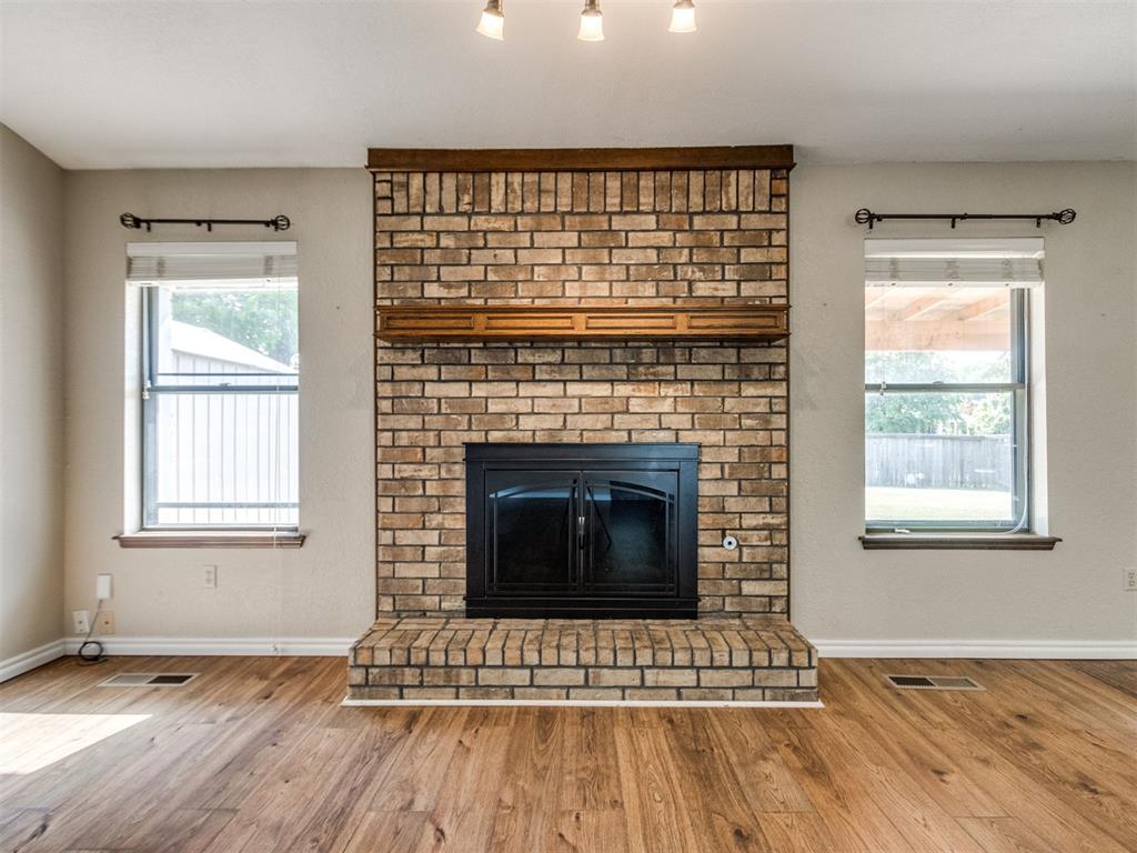 11805 Shroyer Drive Property Photo 4