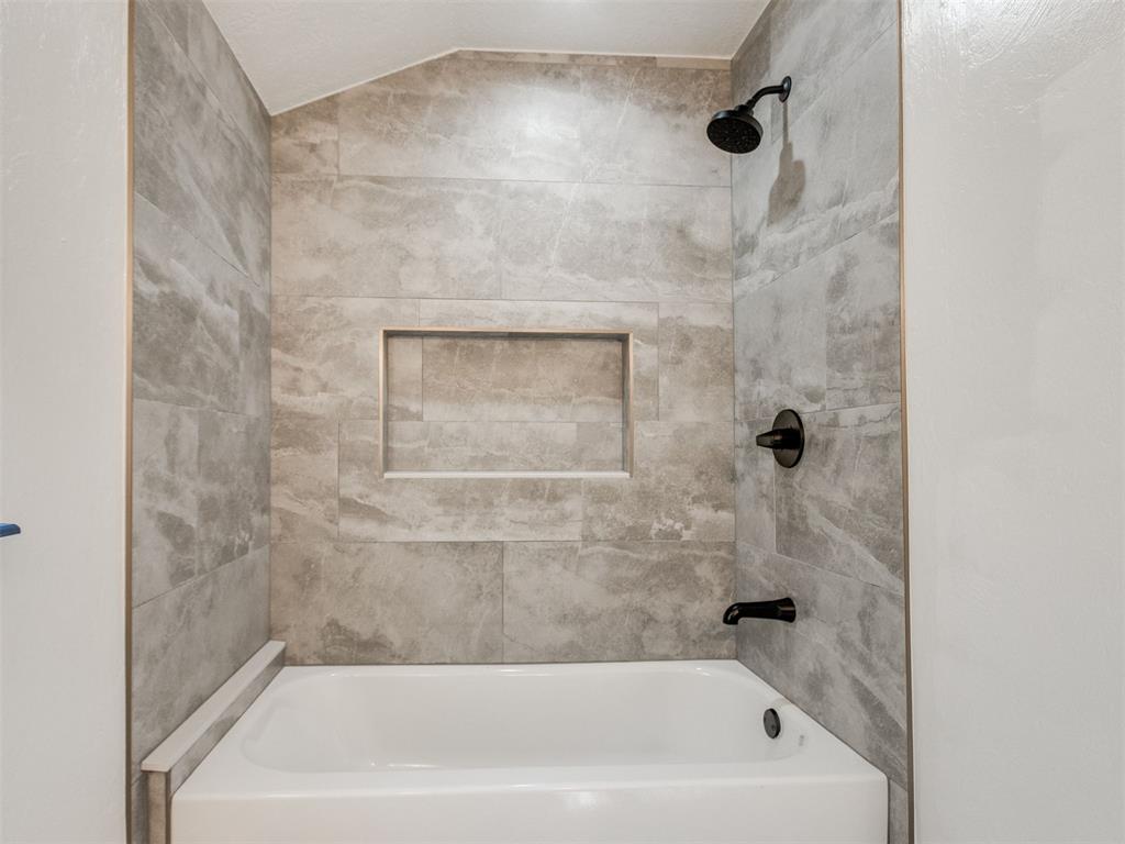 11805 Shroyer Drive Property Photo 17