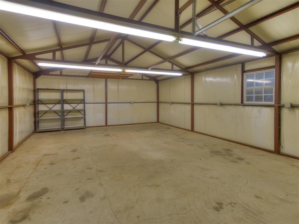 7509 W Fordson Drive Property Photo 10