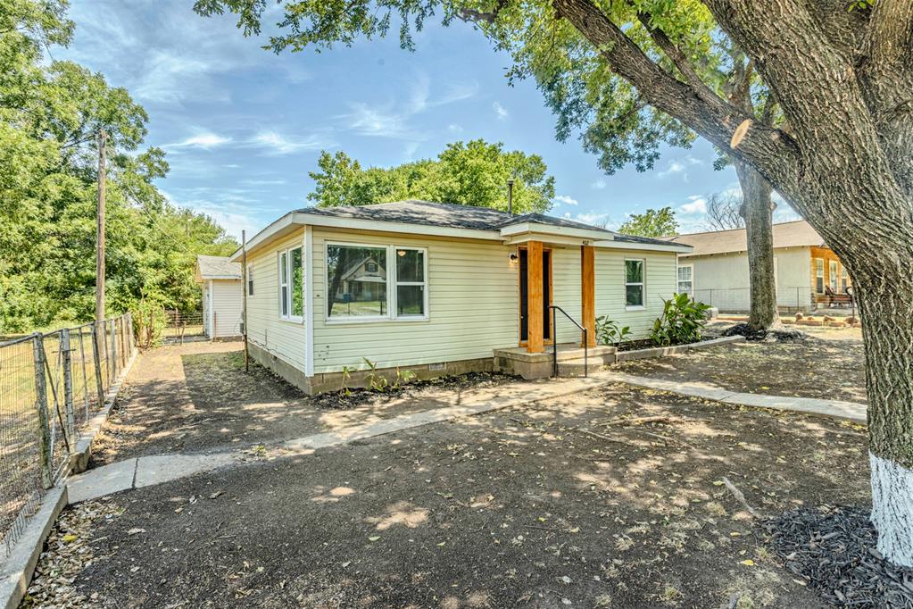 402 S Harrison Avenue Property Photo 6