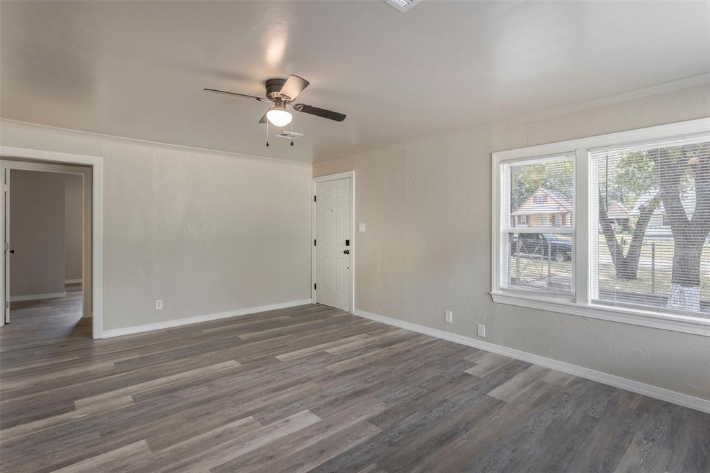 402 S Harrison Avenue Property Photo 7