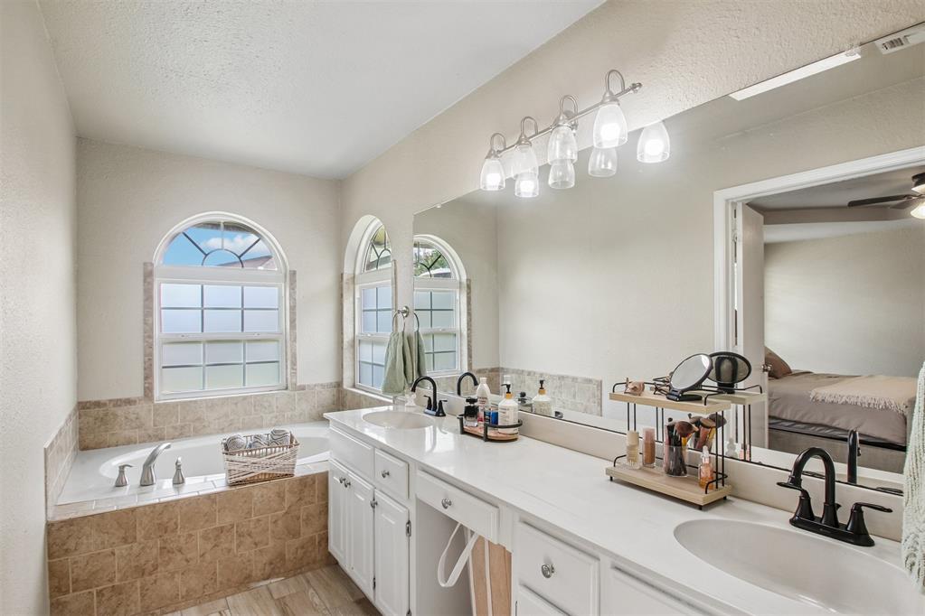 716 Sw 149th Place Property Photo 17