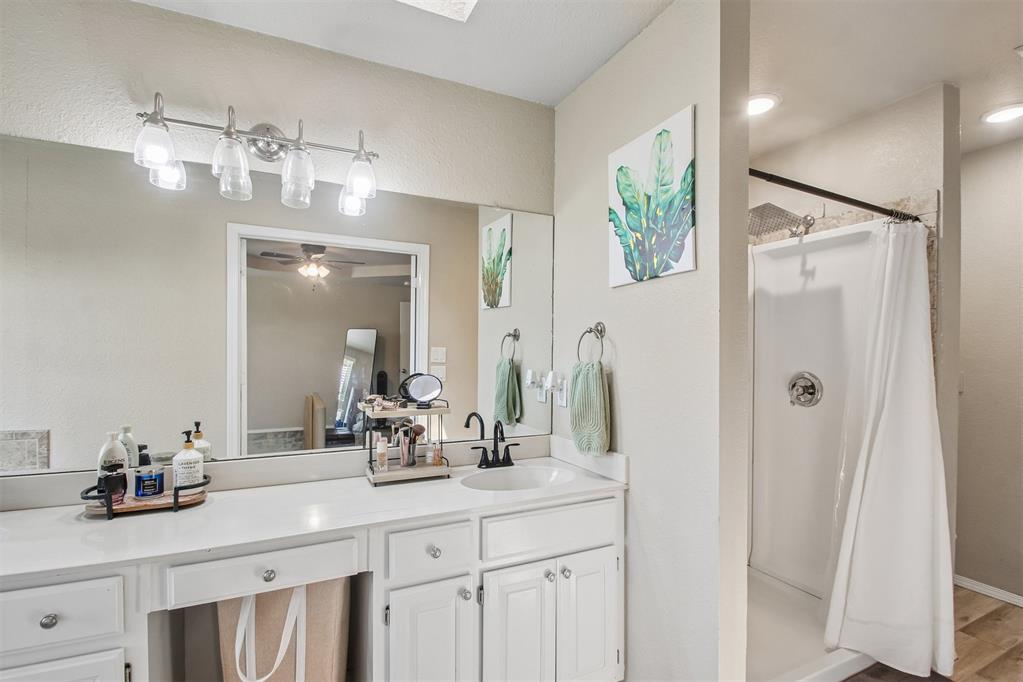 716 Sw 149th Place Property Photo 18