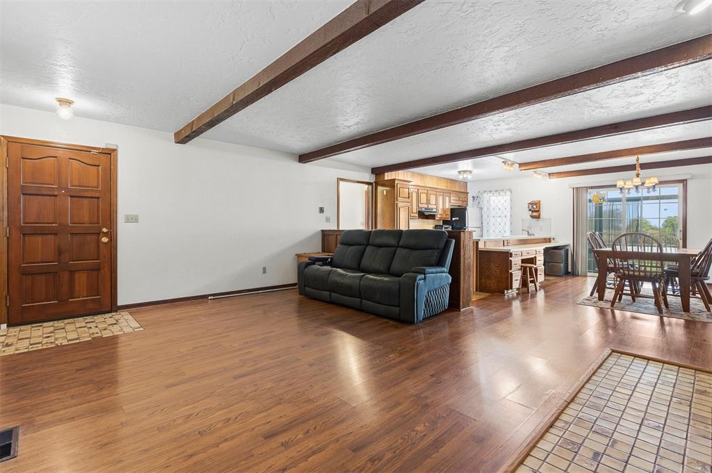 11584 N County Road 3340 Property Photo 7