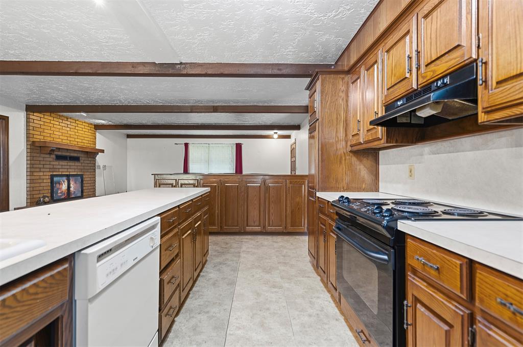 11584 N County Road 3340 Property Photo 14