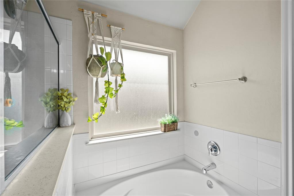 11001 Sw 38th Circle Property Photo 16