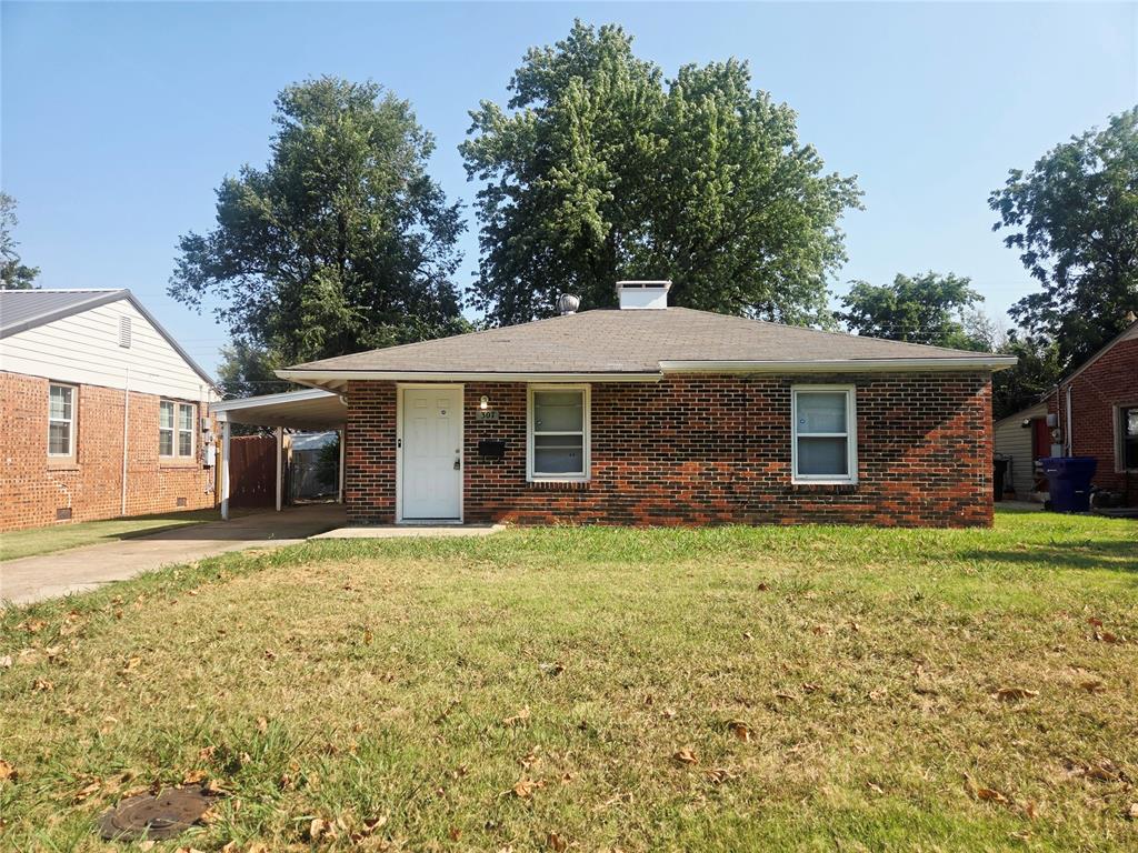 307 E Kittyhawk Drive Property Photo 1