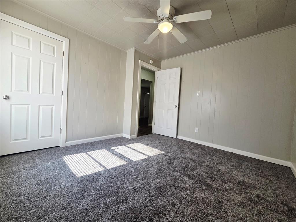307 E Kittyhawk Drive Property Photo 12