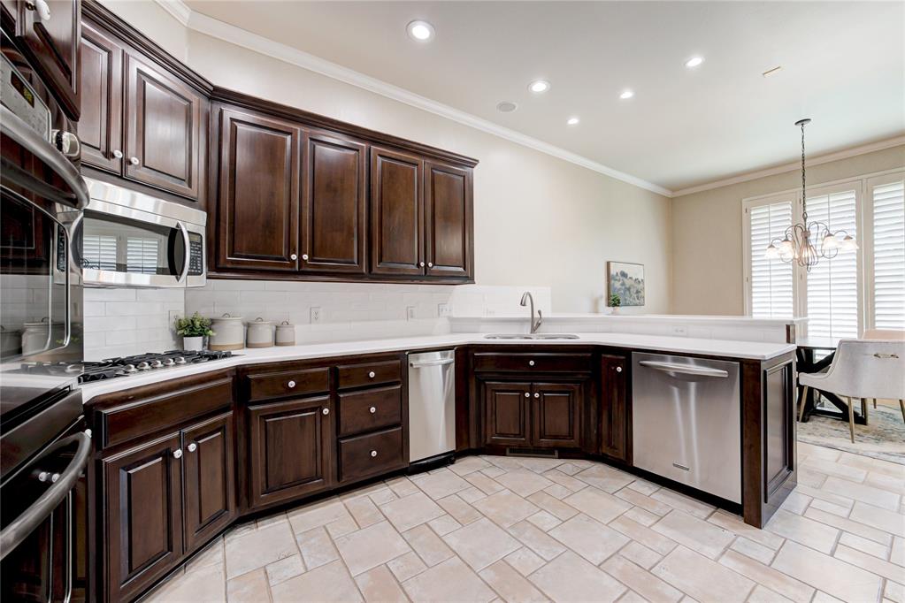 12108 Maple Ridge Road Property Photo 12