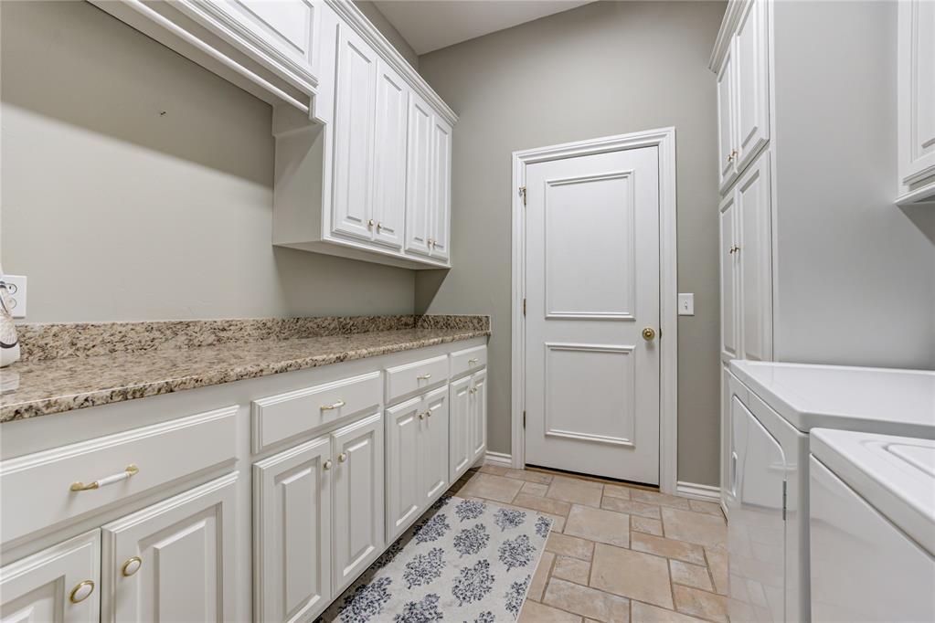 12108 Maple Ridge Road Property Photo 28