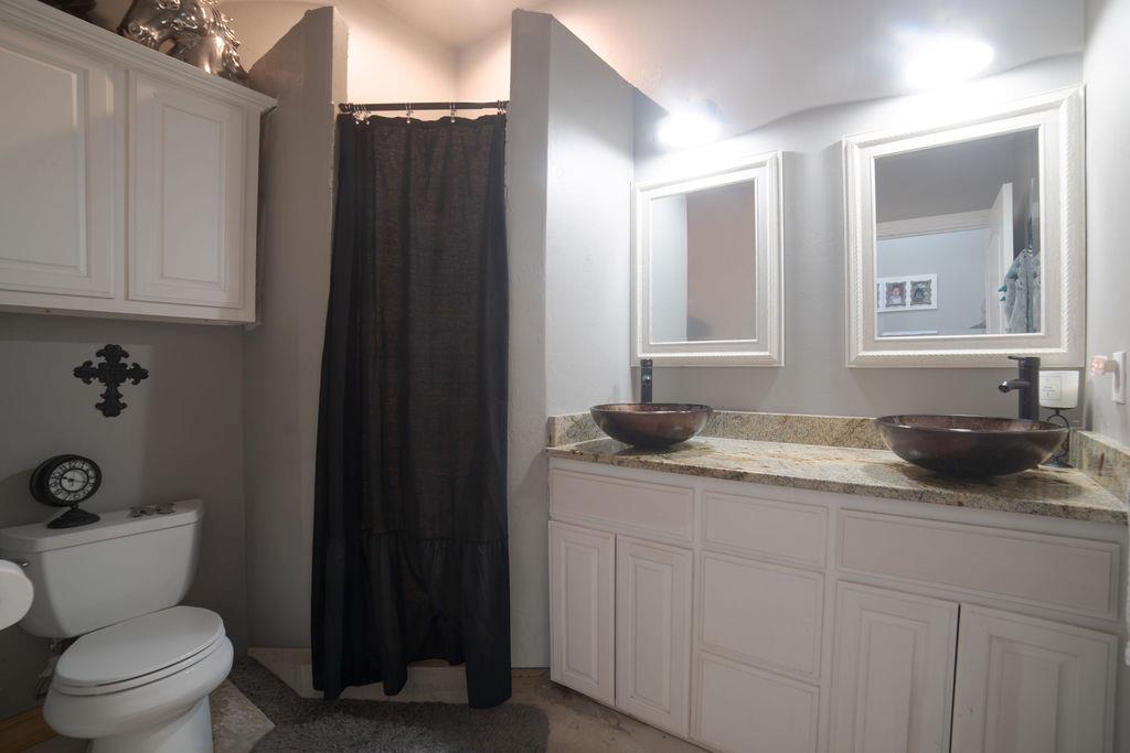 16703 Acorn Lane Property Photo 15