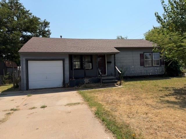 2704 Epperly Drive Property Photo 1