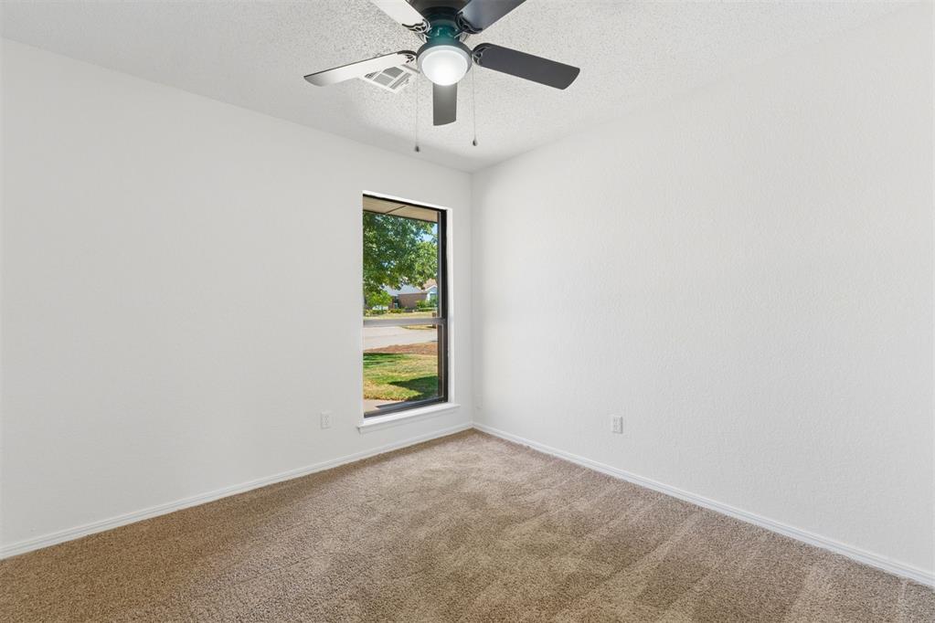 1013 N Crystal Way Property Photo 16