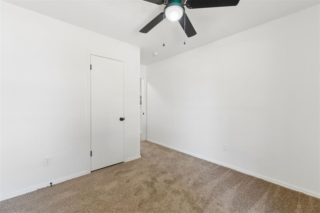1013 N Crystal Way Property Photo 17
