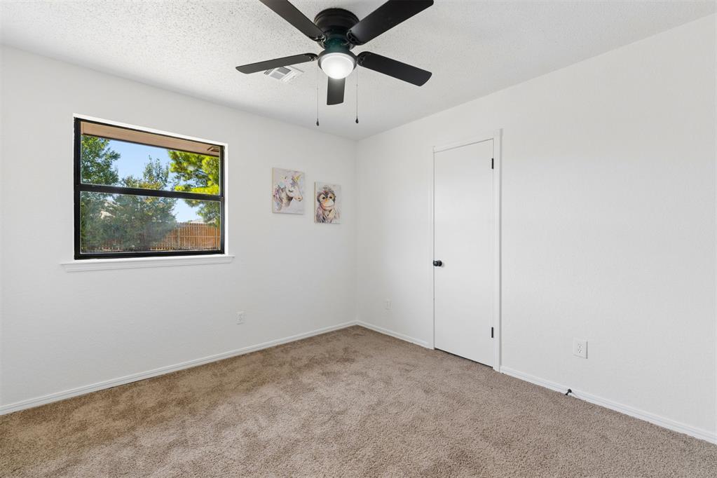 1013 N Crystal Way Property Photo 18