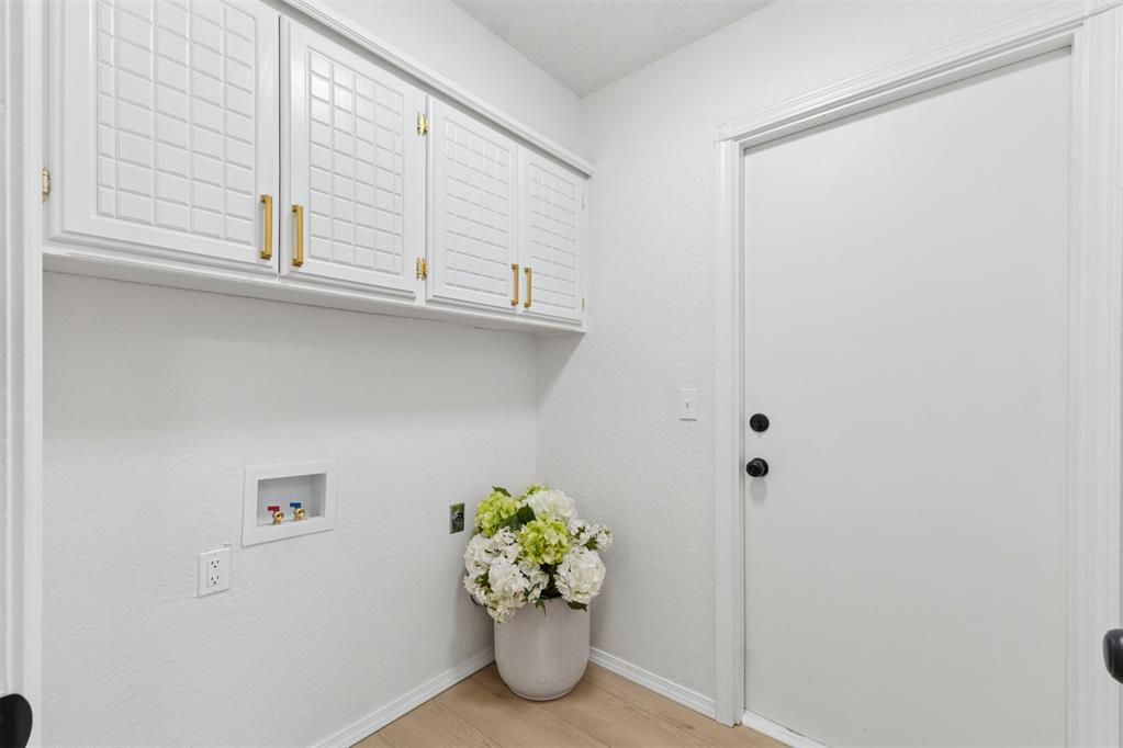 1013 N Crystal Way Property Photo 20