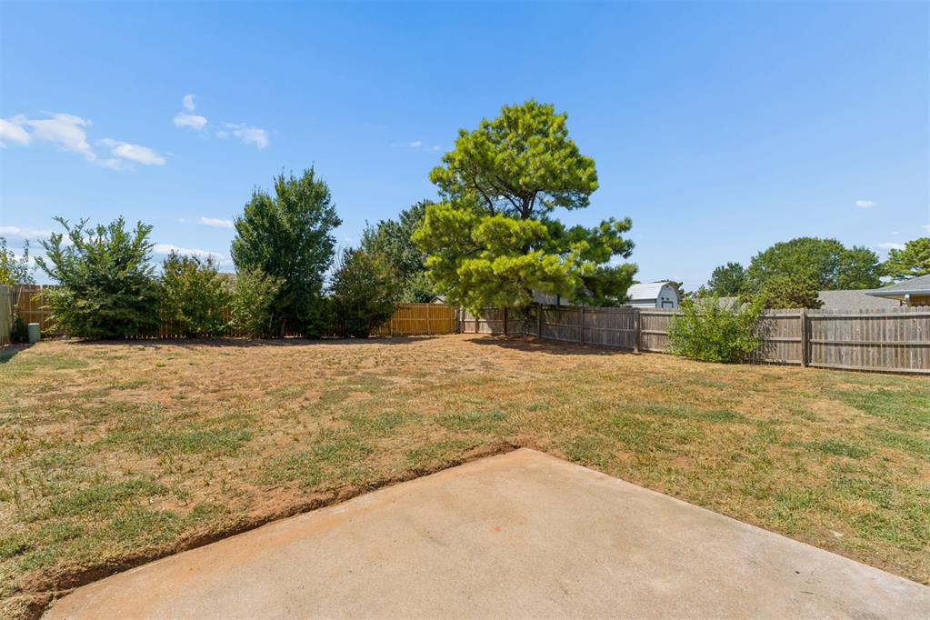 1013 N Crystal Way Property Photo 26