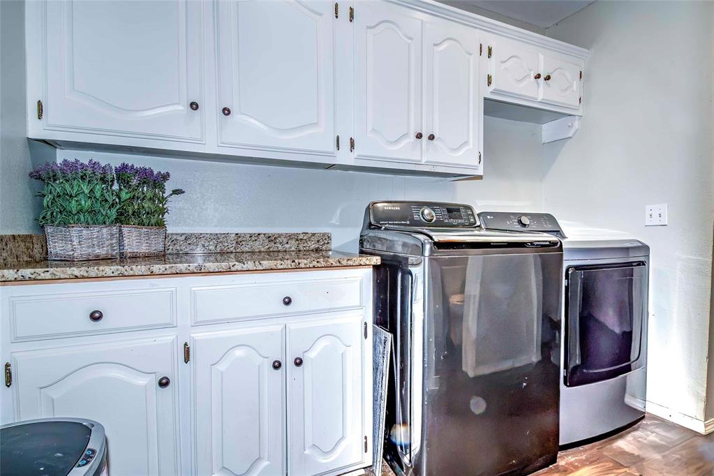 1254 Oak Hill Drive Property Photo 43