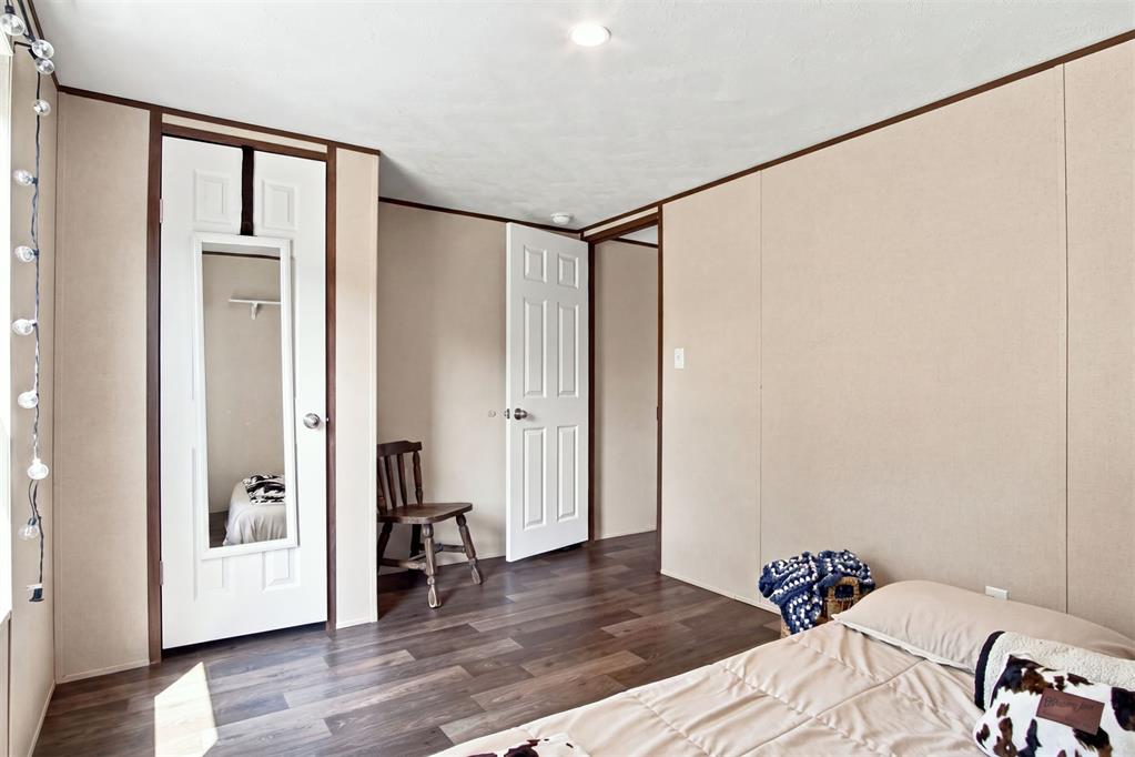 102150 N 3610 Property Photo 7