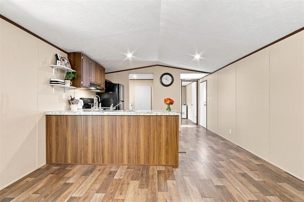 102150 N 3610 Property Photo 20