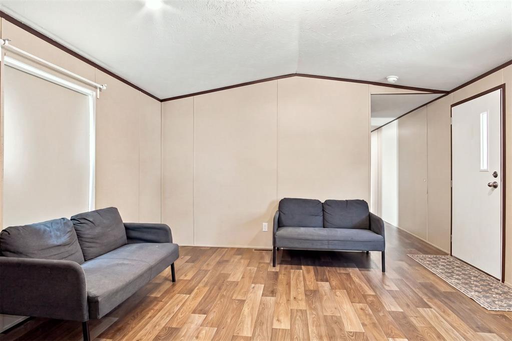 102150 N 3610 Property Photo 25