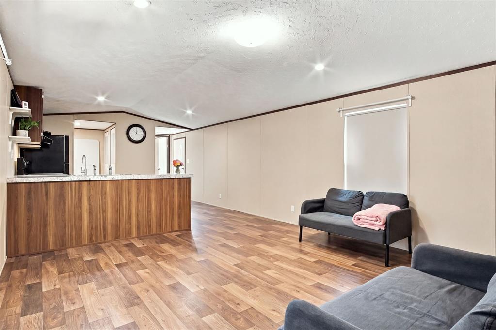 102150 N 3610 Property Photo 26