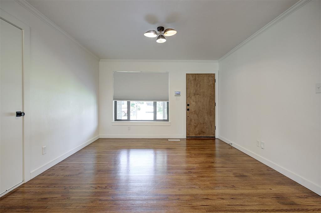 1908 Westchester Drive Property Photo 8