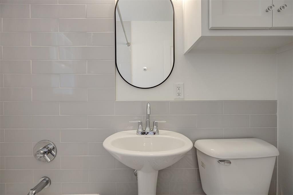 1908 Westchester Drive Property Photo 23