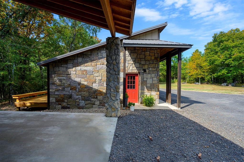 116 Raintree Road Property Photo 4