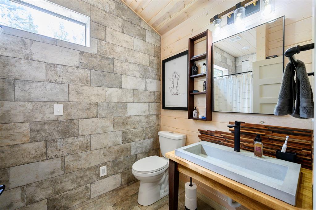 116 Raintree Road Property Photo 14