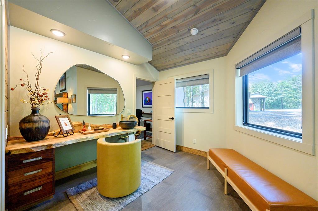 116 Raintree Road Property Photo 24