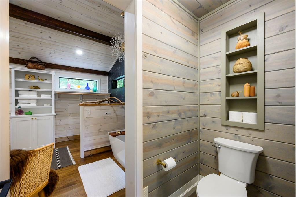 116 Raintree Road Property Photo 28