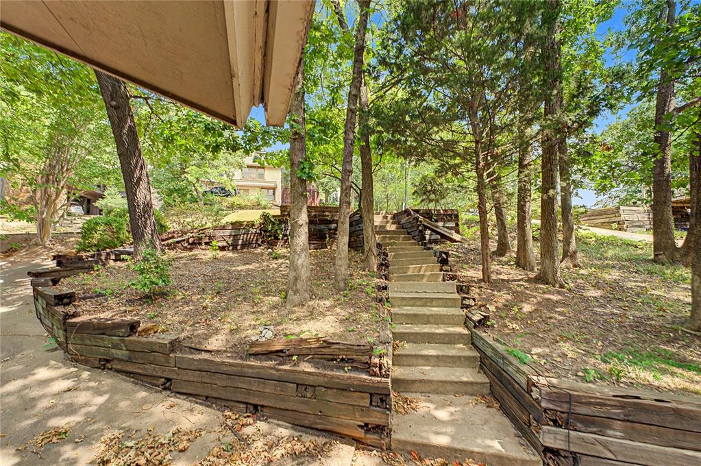 8404 S Toledo Avenue Property Photo 5