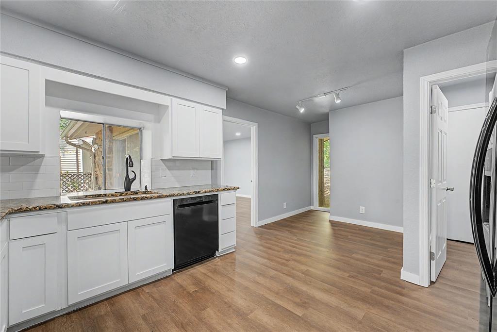 8404 S Toledo Avenue Property Photo 17
