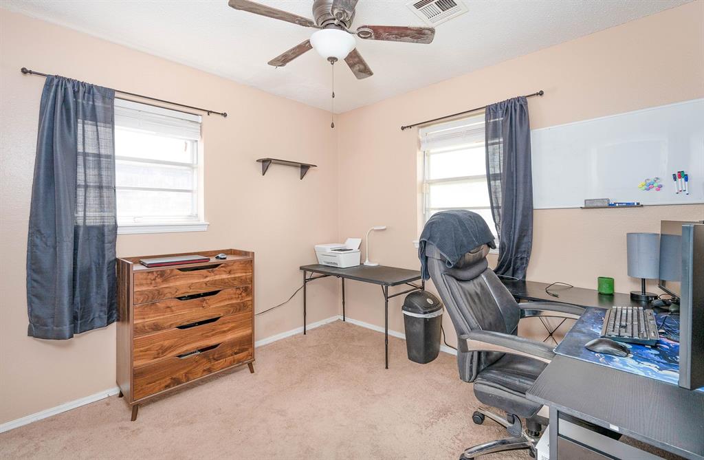 1504 Lawton Property Photo 14