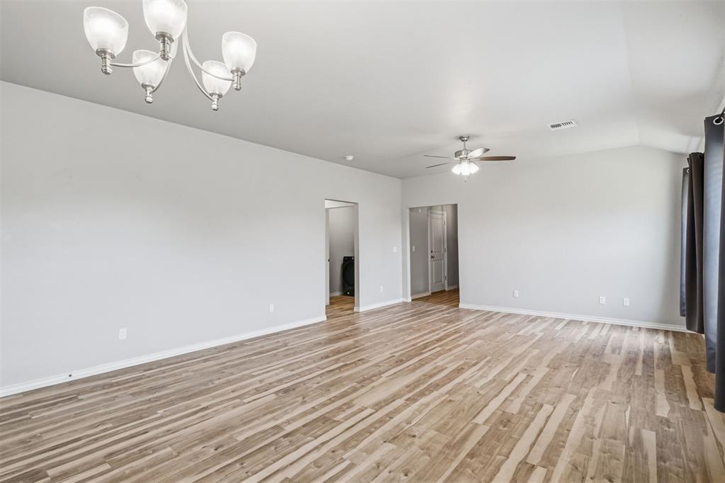 1513 Avalon Drive Property Photo 8