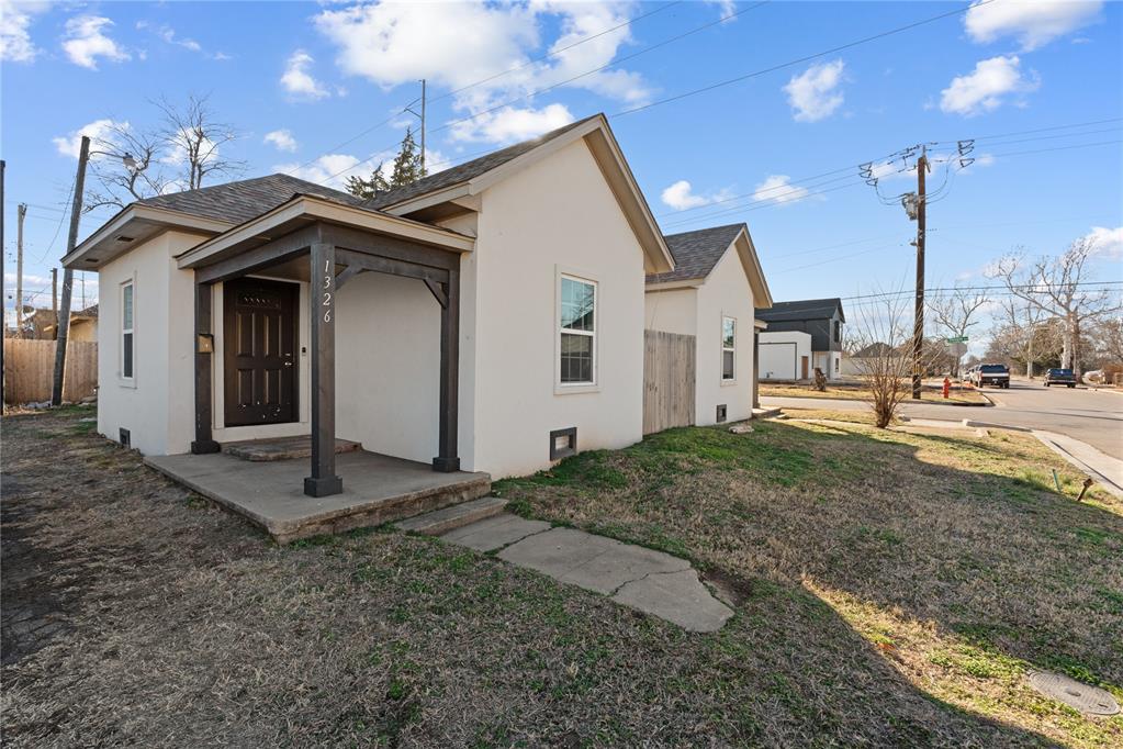 1326 Nw 6th Street 1326 And 1328 Property Photo 4