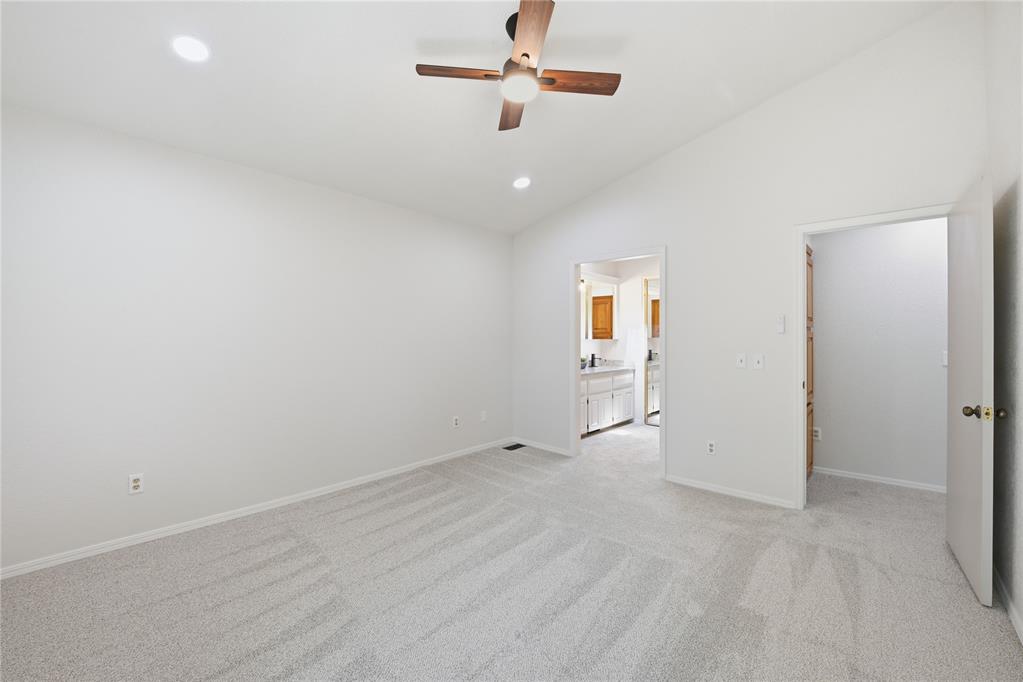 11220 Nw 112th Street Property Photo 27