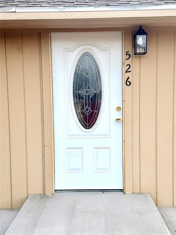 526 S Howard Avenue Property Photo 2