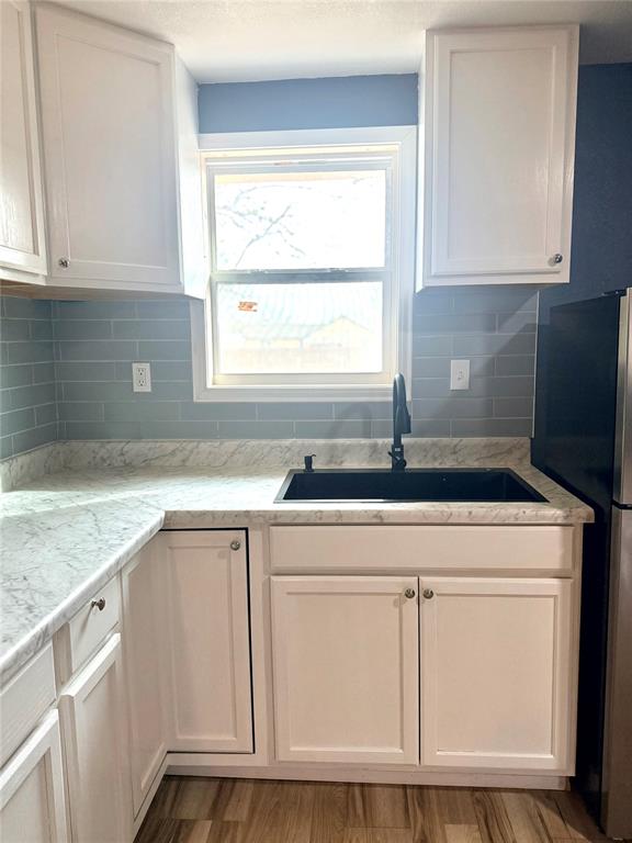 526 S Howard Avenue Property Photo 12