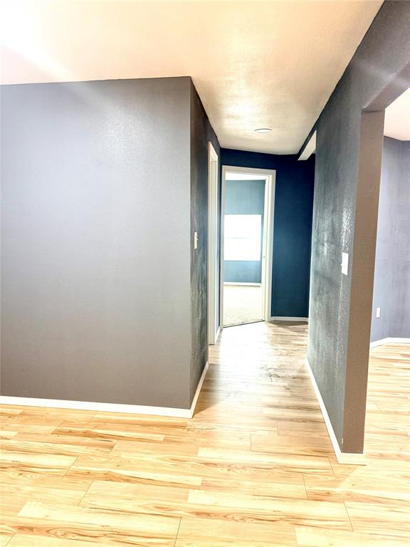526 S Howard Avenue Property Photo 14